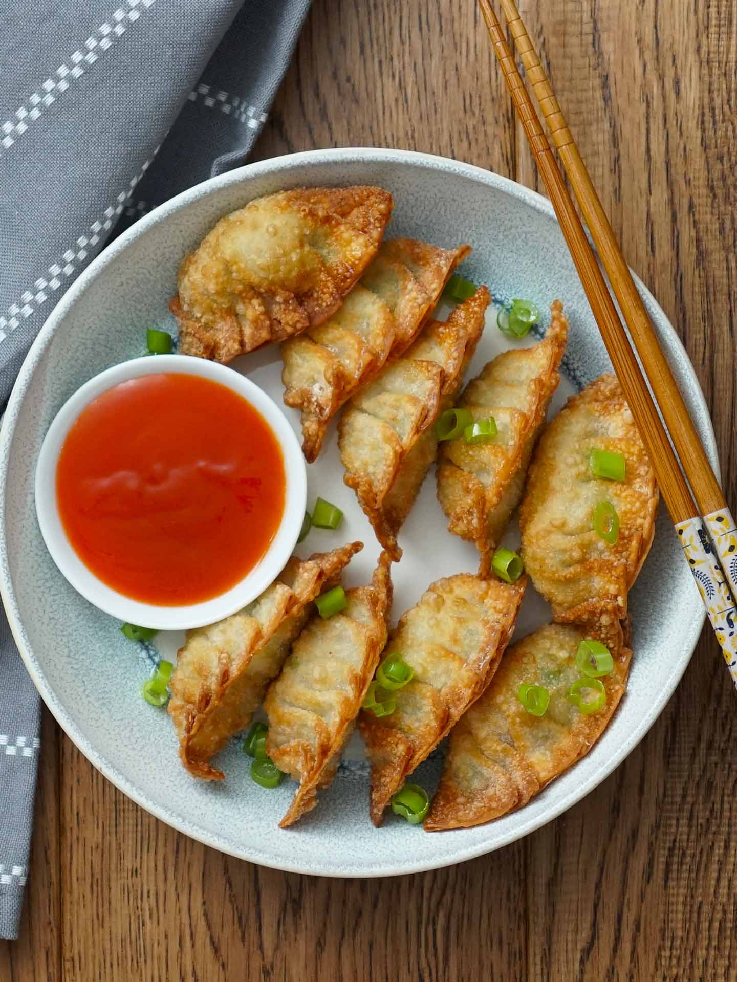 A6. Deep Fried Chicken Leek Gyoza (6 Counts)